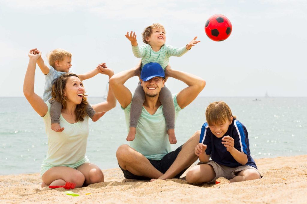 familia disfrutando de lugares para vacacionar en México
